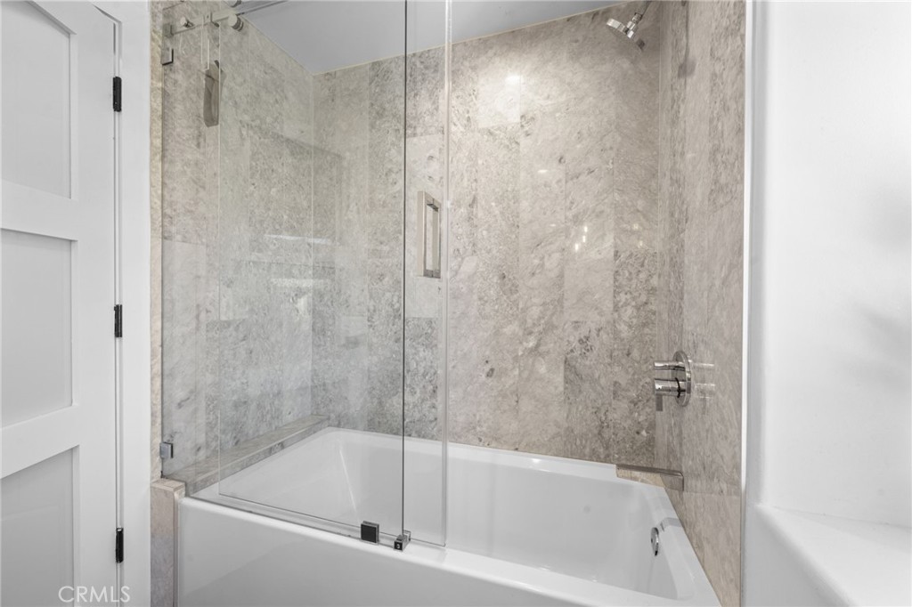 MLS #OC25238020 image #49