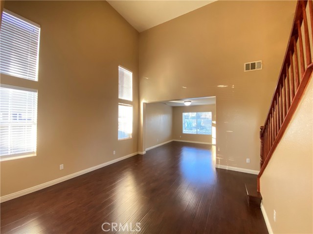 708 Hillview Street, Beaumont CA: https://media.crmls.org/medias/8be7ee1e-0f65-44f5-8a59-9403be8c5040.jpg