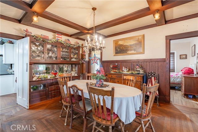 7914 Magnolia Avenue, Riverside CA: https://media.crmls.org/medias/8be84c3a-87a3-4334-ad16-208bfca132c8.jpg