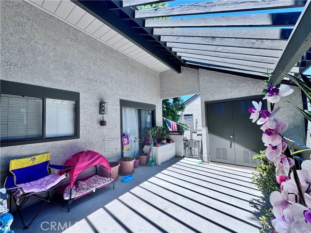 Detail Gallery Image 2 of 30 For 2532 W Macarthur Bld #B,  Santa Ana,  CA 92704 - 1 Beds | 1 Baths