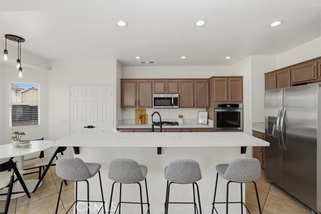 Detail Gallery Image 18 of 42 For 6974 Riverboat, Corona,  CA 91752 - 4 Beds | 2 Baths