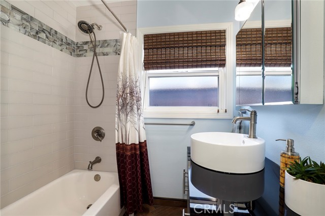 Detail Gallery Image 25 of 41 For 6121 E Birkdale St, Long Beach,  CA 90815 - 3 Beds | 2 Baths