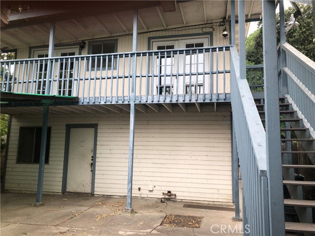 6040 E hwy 20 Unit B upstairs, below is garage for an extra $100mo.