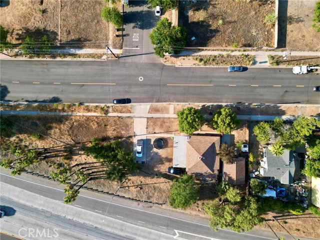207 E 5th Street, Beaumont CA: https://media.crmls.org/medias/8beb5894-dd87-4b54-9379-fce325a31f86.jpg