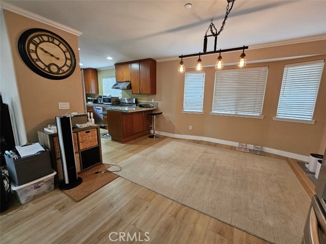 Detail Gallery Image 5 of 15 For 2056 Artesia Bld a,  Torrance,  CA 90504 - 3 Beds | 3 Baths