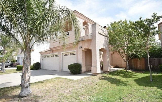 Detail Gallery Image 2 of 19 For 8043 Tuscany St, Fontana,  CA 92336 - 5 Beds | 3 Baths