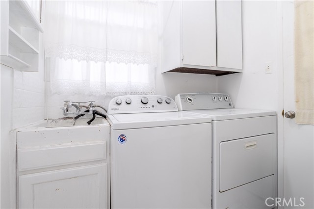 20934 Vose Street, Canoga Park CA: https://media.crmls.org/medias/8bf0a539-947d-4b6d-8650-bb9d7bbcd1b3.jpg