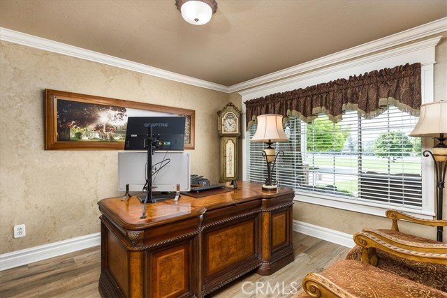 30026 Santiago Road, Temecula CA: https://media.crmls.org/medias/8bf0f8eb-ced3-433b-b690-b676e81ba5ed.jpg