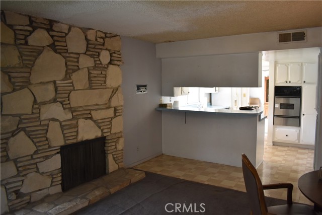Detail Gallery Image 9 of 18 For 13871 Marquette St, Westminster,  CA 92683 - 5 Beds | 2/1 Baths