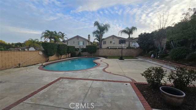 Detail Gallery Image 18 of 21 For 1619 Pleasant Hill Dr, Chino Hills,  CA 91709 - 4 Beds | 3 Baths