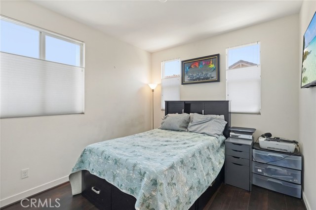 Detail Gallery Image 30 of 42 For 12827 W Hemingway Dr, San Fernando,  CA 91340 - 4 Beds | 2/1 Baths