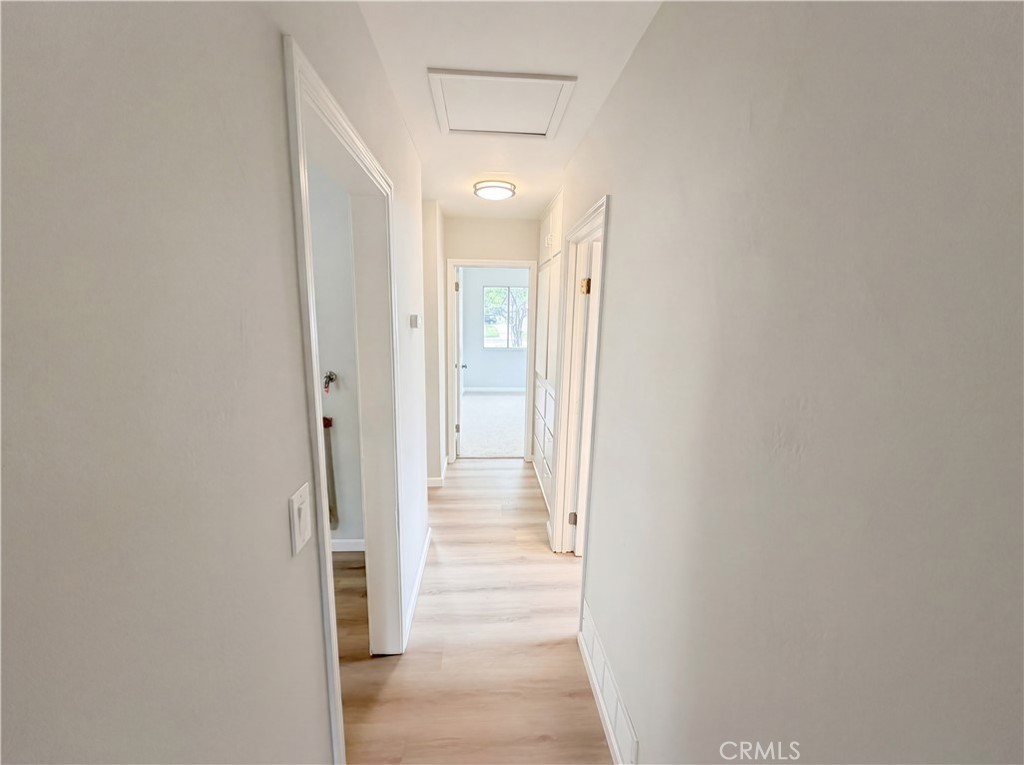 https://media.crmls.org/medias/8bf61464-142c-4d02-bd00-69f09de0d963.jpg?preset=X-Large
