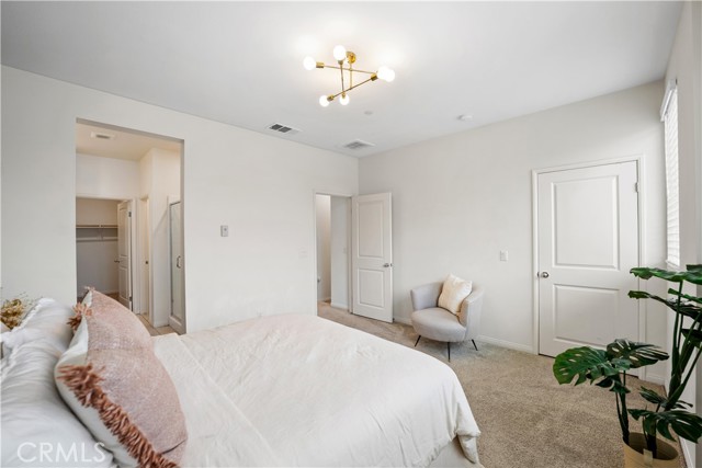 Detail Gallery Image 12 of 29 For 8416 N Fusion Way, Northridge,  CA 91325 - 3 Beds | 3/1 Baths