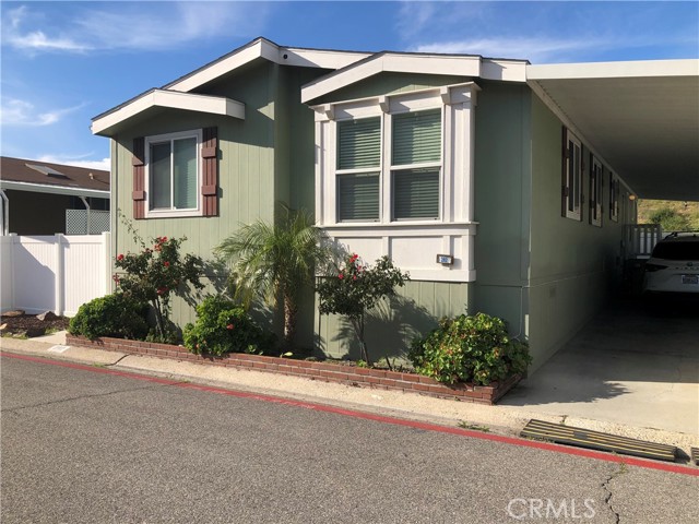 Detail Gallery Image 4 of 58 For 4901 Green River #292,  Corona,  CA 92878 - 4 Beds | 2 Baths