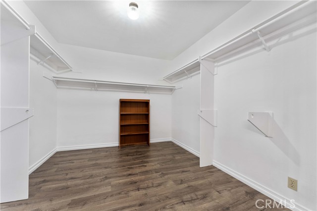 Detail Gallery Image 15 of 44 For 6367 Arrowhead Lake Rd, Hesperia,  CA 92345 - 6 Beds | 4 Baths