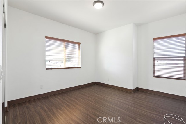 Detail Gallery Image 12 of 24 For 11613 216th, Lakewood,  CA 90715 - 3 Beds | 2/1 Baths