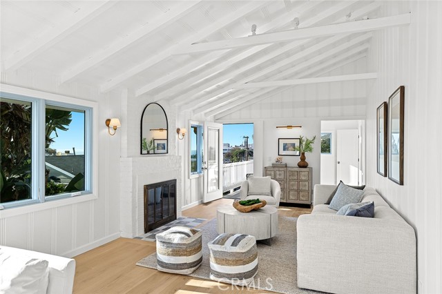 Detail Gallery Image 15 of 39 For 31927 Hayes Pl, Laguna Beach,  CA 92651 - 3 Beds | 2 Baths