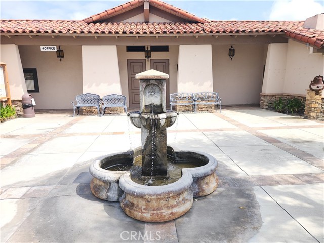 Detail Gallery Image 38 of 51 For 16222 Monterey Ln #107,  Huntington Beach,  CA 92649 - 2 Beds | 2 Baths