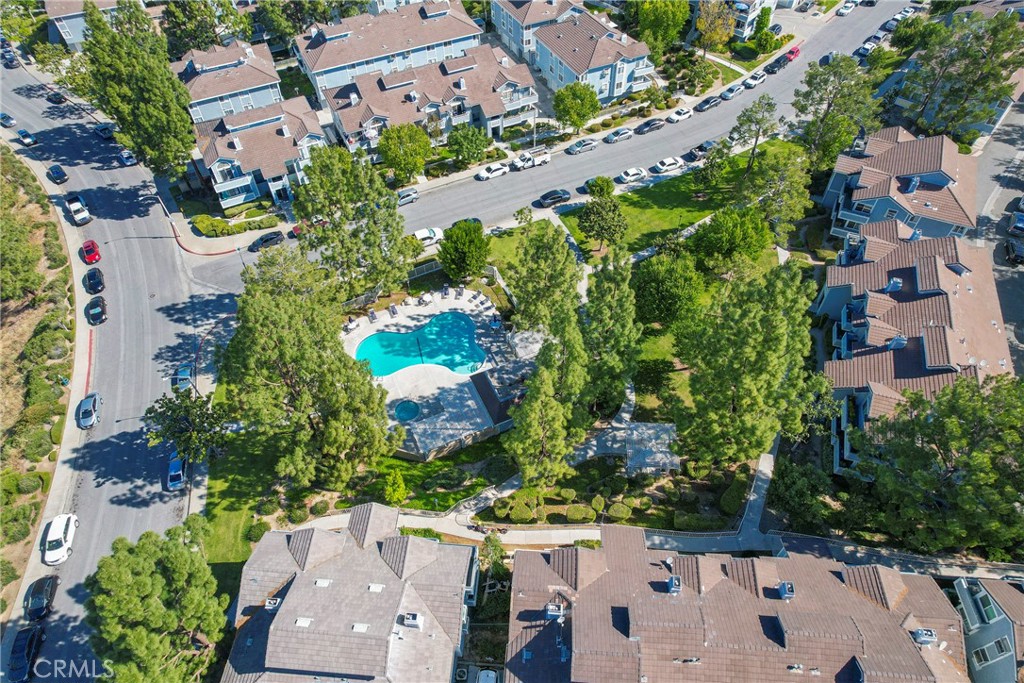 https://media.crmls.org/medias/8bfb9349-0a04-445c-9c5f-94de1050e5c1.jpg?preset=X-Large