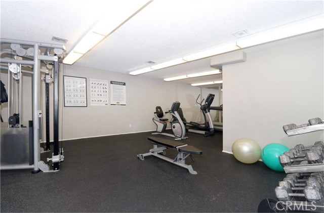 4080 Via Marisol, Los Angeles CA: https://media.crmls.org/medias/8bfc15be-9108-423a-81f4-d9355b453460.jpg