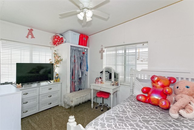 19288 3rd, Oro Grande CA: https://media.crmls.org/medias/8bfc7099-5826-44cb-b5e8-5fd7a05e4e59.jpg