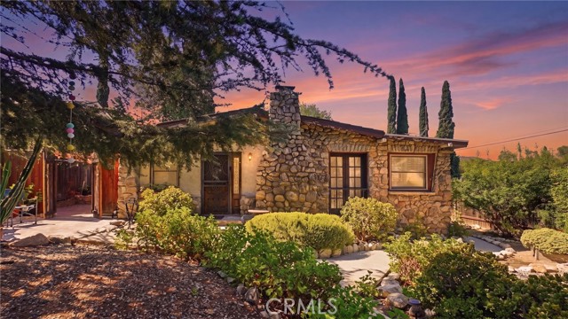Front Image Thumbnail for CRDW26232604
