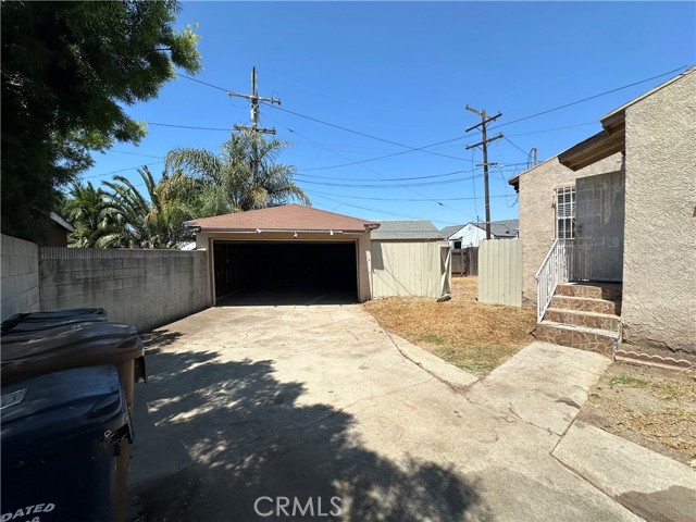 10935 Wilton Place, Los Angeles, California 90047, 3 Bedrooms Bedrooms, ,1 BathroomBathrooms,Single Family Residence,For Sale,Wilton,CV24146220
