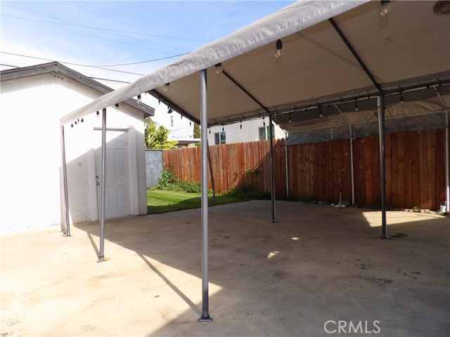 Detail Gallery Image 15 of 17 For 1537 W 60th, Los Angeles,  CA 90047 - 2 Beds | 1 Baths