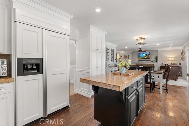 18672 Evergreen Avenue, Yorba Linda CA: https://media.crmls.org/medias/8c0064c3-c4c1-4456-ba35-2920b1ac8b23.jpg