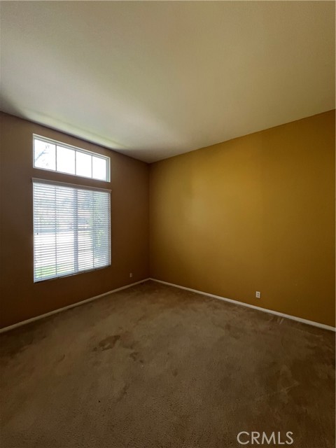 6686 Sand Dunes Street, Eastvale CA: https://media.crmls.org/medias/8c009f88-dc69-4fc3-a211-1665ca5827ef.jpg