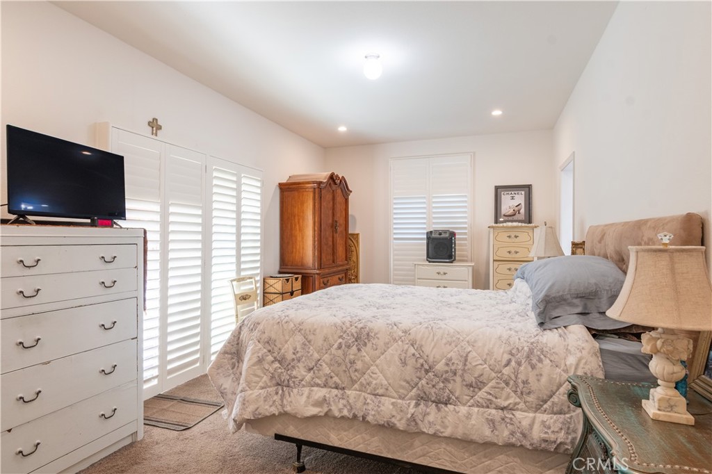 1938 Adelaida Road 41