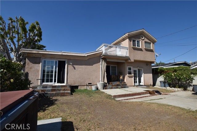 2608 Fisk Lane, Redondo Beach, California 90278, 4 Bedrooms Bedrooms, ,3 BathroomsBathrooms,Residential,Sold,Fisk,SB22168257