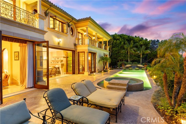 64 Laurel Drive, Rancho Palos Verdes CA: https://media.crmls.org/medias/8c01a00a-aafb-43b5-95e5-ac053257ad4e.jpg