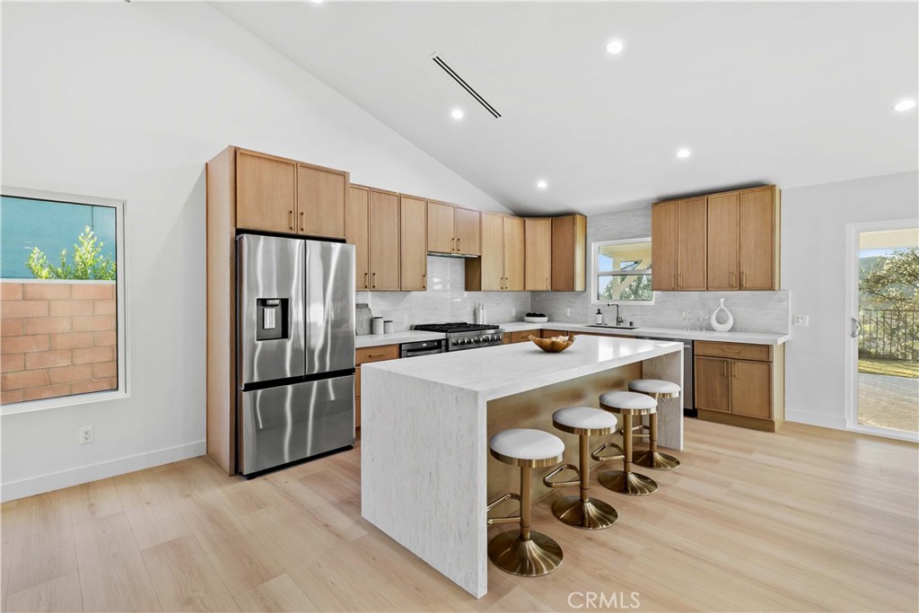 8C027F47 3A8C 46D0 9E6E A6Fda22Cf188 11521 Dellmont, Tujunga, Ca 91042 &Lt;Span Style='BackgroundColor:transparent;Padding:0Px;'&Gt; &Lt;Small&Gt; &Lt;I&Gt; &Lt;/I&Gt; &Lt;/Small&Gt;&Lt;/Span&Gt;