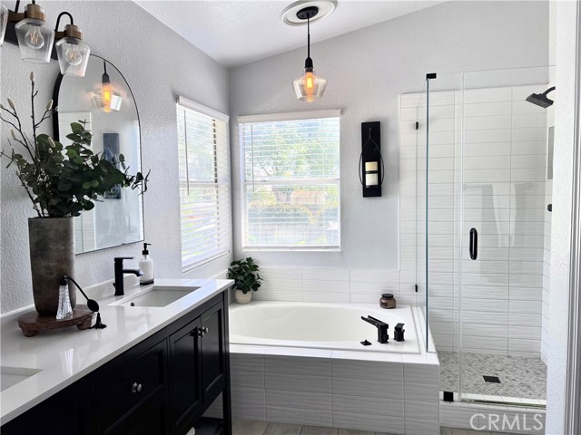 Image 16 of 18 For 9234 Loquat Drive