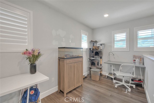 Detail Gallery Image 24 of 50 For 5017 River Ash Way, Fontana,  CA 92336 - 3 Beds | 2/1 Baths