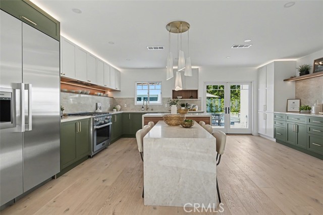 Detail Gallery Image 13 of 43 For 1317 Ethel St, Glendale,  CA 91207 - 3 Beds | 3 Baths