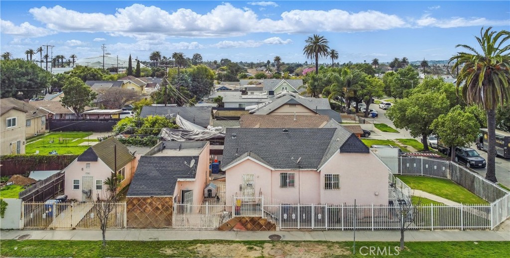 Triplex at 7705 S Vermont Avenue