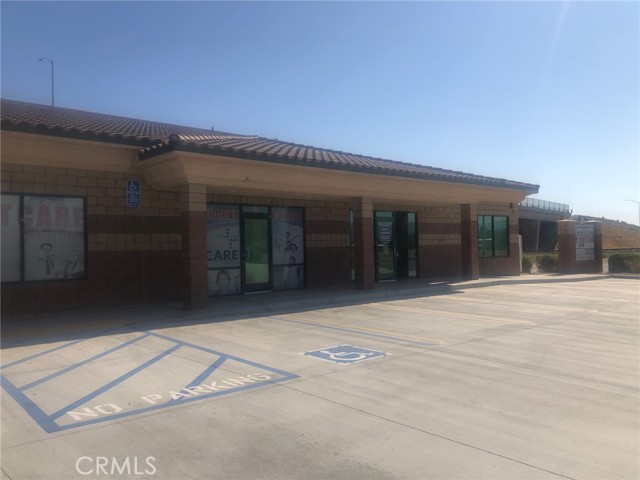 16490 Walnut Street, Hesperia, California 92345, ,Commercial Lease,For Rent,16490 Walnut Street,CRHD23087838