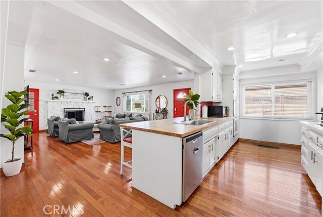 Image 10 of 34 For 713 Sycamore