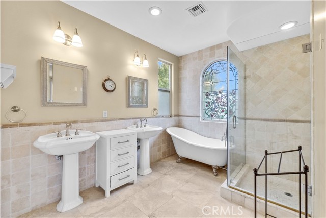 Detail Gallery Image 40 of 55 For 2332 2nd Ave, Corona Del Mar,  CA 92625 - 3 Beds | 3/1 Baths