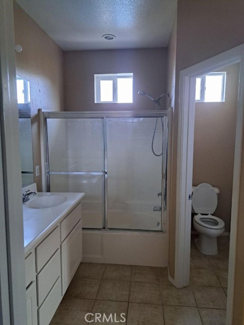 Image 15 of 23 For 27935 Cactus Avenue B
