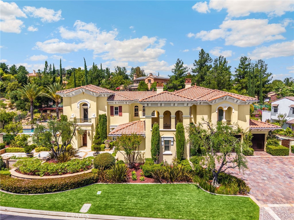 3180 Roma Court