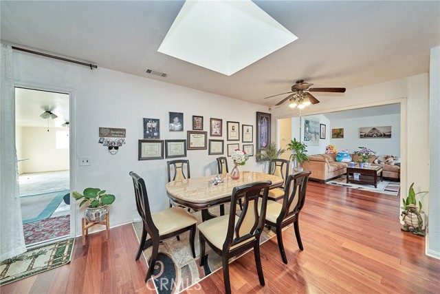 Detail Gallery Image 39 of 49 For 201 S Brookside Ct, Anaheim,  CA 92808 - 4 Beds | 2 Baths