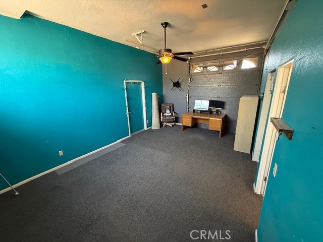 19534 Kiningham Drive, Bloomington CA: https://media.crmls.org/medias/8c098c7c-5910-4ee0-9a58-a5df1340f80c.jpg