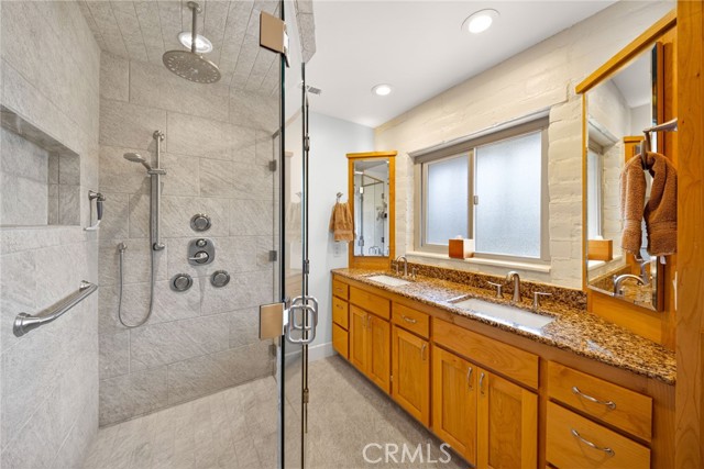 Detail Gallery Image 40 of 75 For 4872 N Arcade, Fresno,  CA 93704 - 4 Beds | 2 Baths