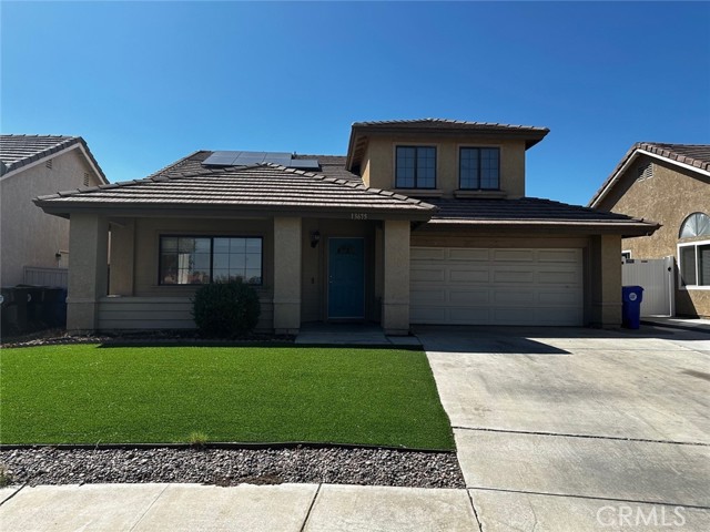 13675 Riverstone Drive, Victorville CA: https://media.crmls.org/medias/8c09fd6e-599c-4a46-ac18-4f2666b93cb3.jpg