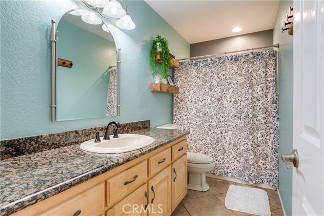 1305 Harvest Circle, Corona CA: https://media.crmls.org/medias/8c0a15be-46dc-4430-8d7b-a53d52cf202a.jpg