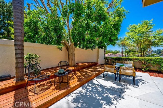 4 Saint Martin, Laguna Niguel CA: https://media.crmls.org/medias/8c0a52bf-3b25-43db-9536-7221acfdf08f.jpg