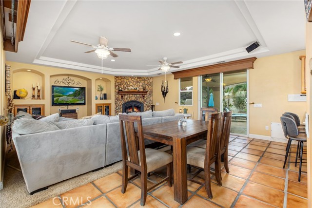 Detail Gallery Image 10 of 69 For 22088 Mustang Ct, Canyon Lake,  CA 92587 - 5 Beds | 4 Baths